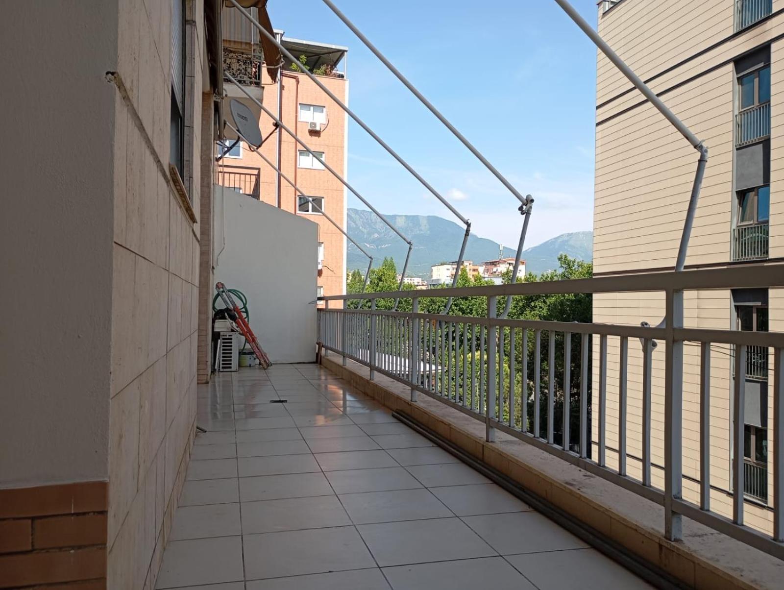 Royal Hostel Tirana Exteriér fotografie
