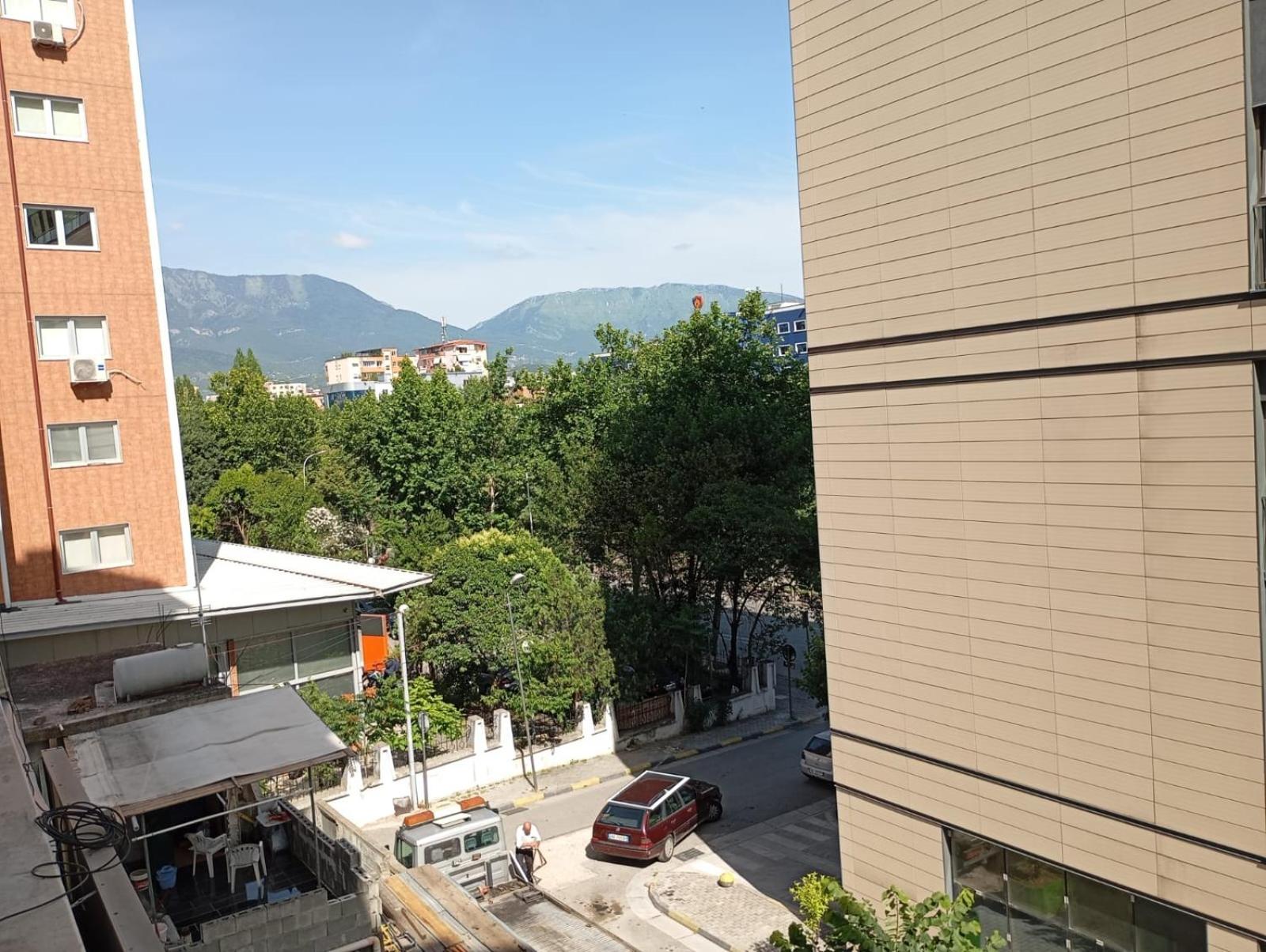 Royal Hostel Tirana Exteriér fotografie